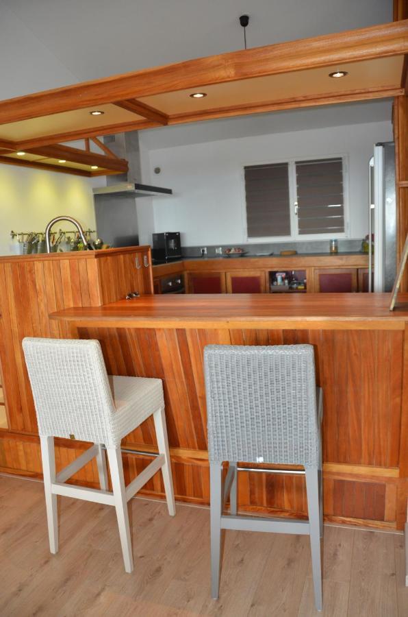 Au Claire De L'Eau Apartment Saint-Leu Ngoại thất bức ảnh